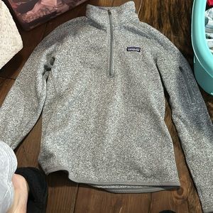 Women’s Patagonia pull over